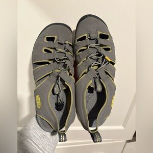 Women’s Keen Cascade Close Toed Sandals